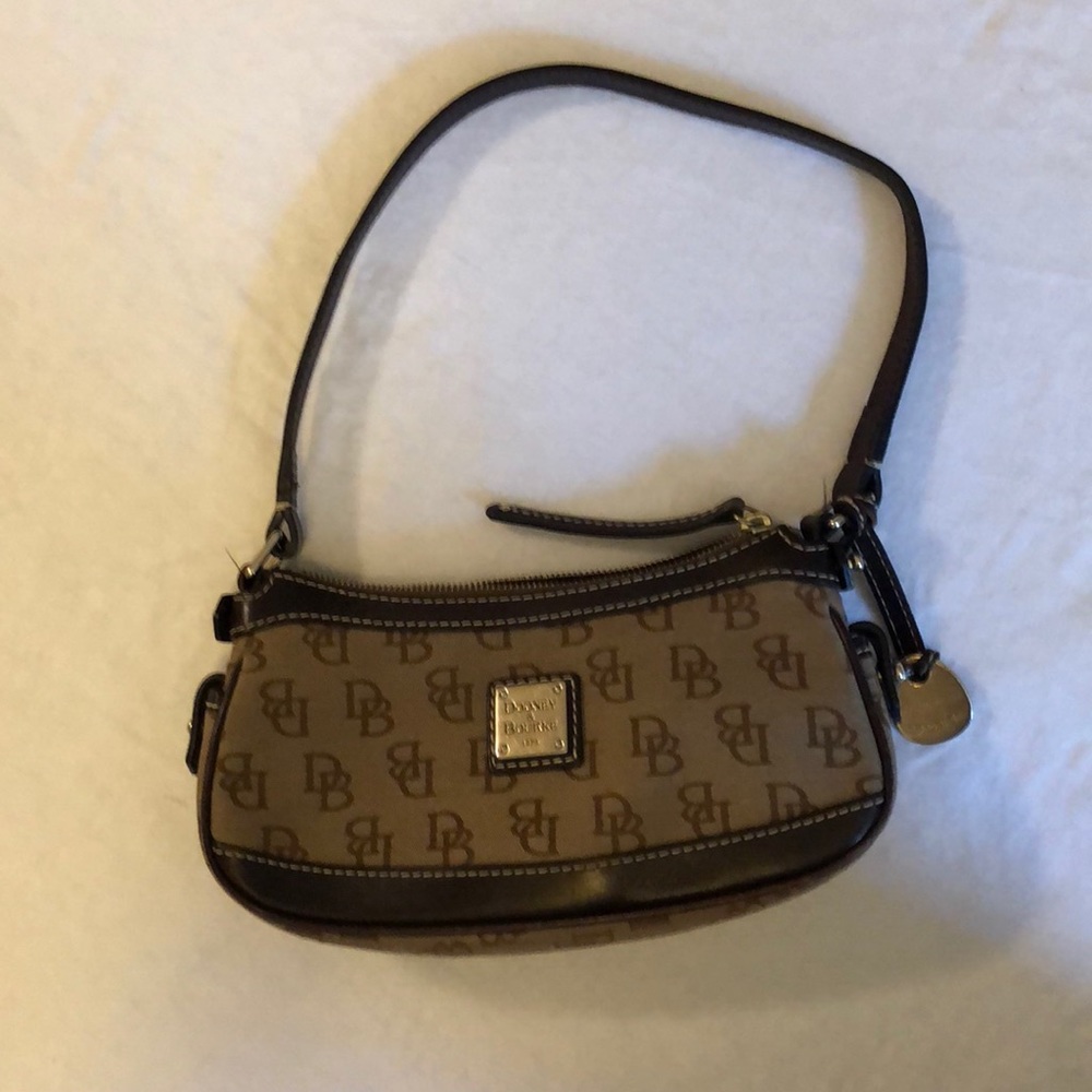 100% Authentic DOONY & BURKE shoulder bag